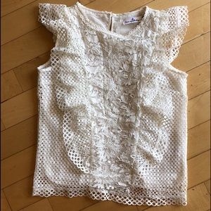 Super cute all lace top!